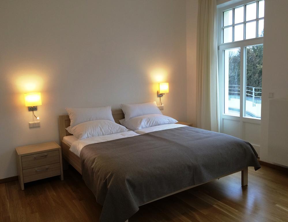 Appartements Am Kurpark บัดเพอร์ทอนท์ ภายนอก รูปภาพ