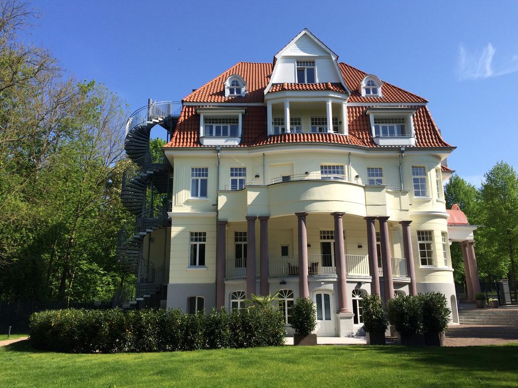 Appartements Am Kurpark บัดเพอร์ทอนท์ ภายนอก รูปภาพ