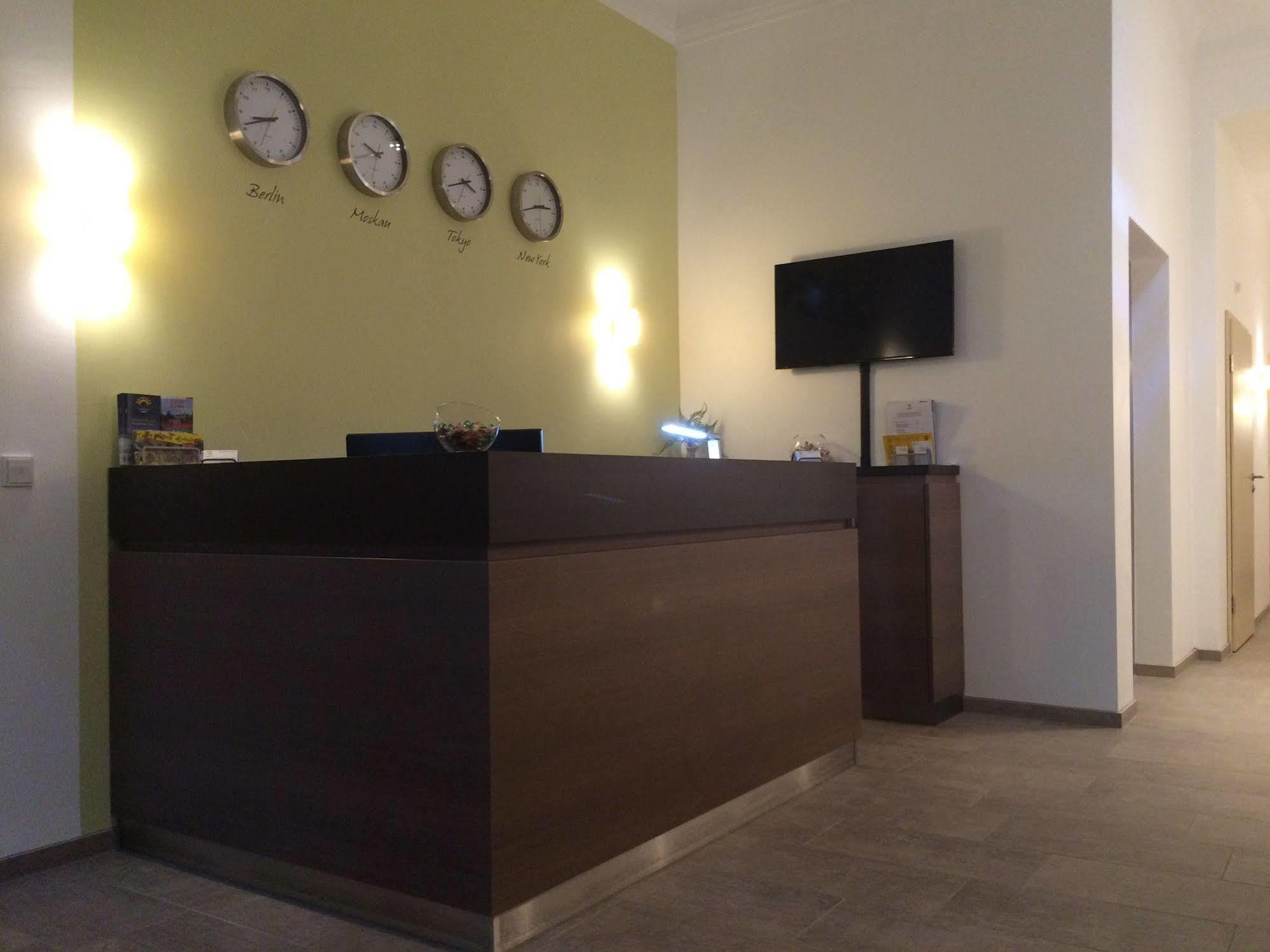 Appartements Am Kurpark บัดเพอร์ทอนท์ ภายนอก รูปภาพ